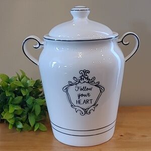 KATIE MANDY 'Follow Your Heart' Lidded Ceramic Canister/Cookie Jar With Handles